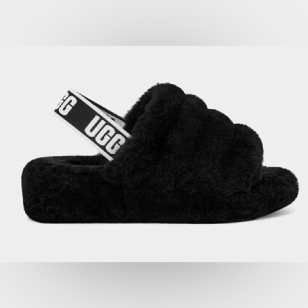 BARELY WORN Ugg Fluff Yeah Slides!!